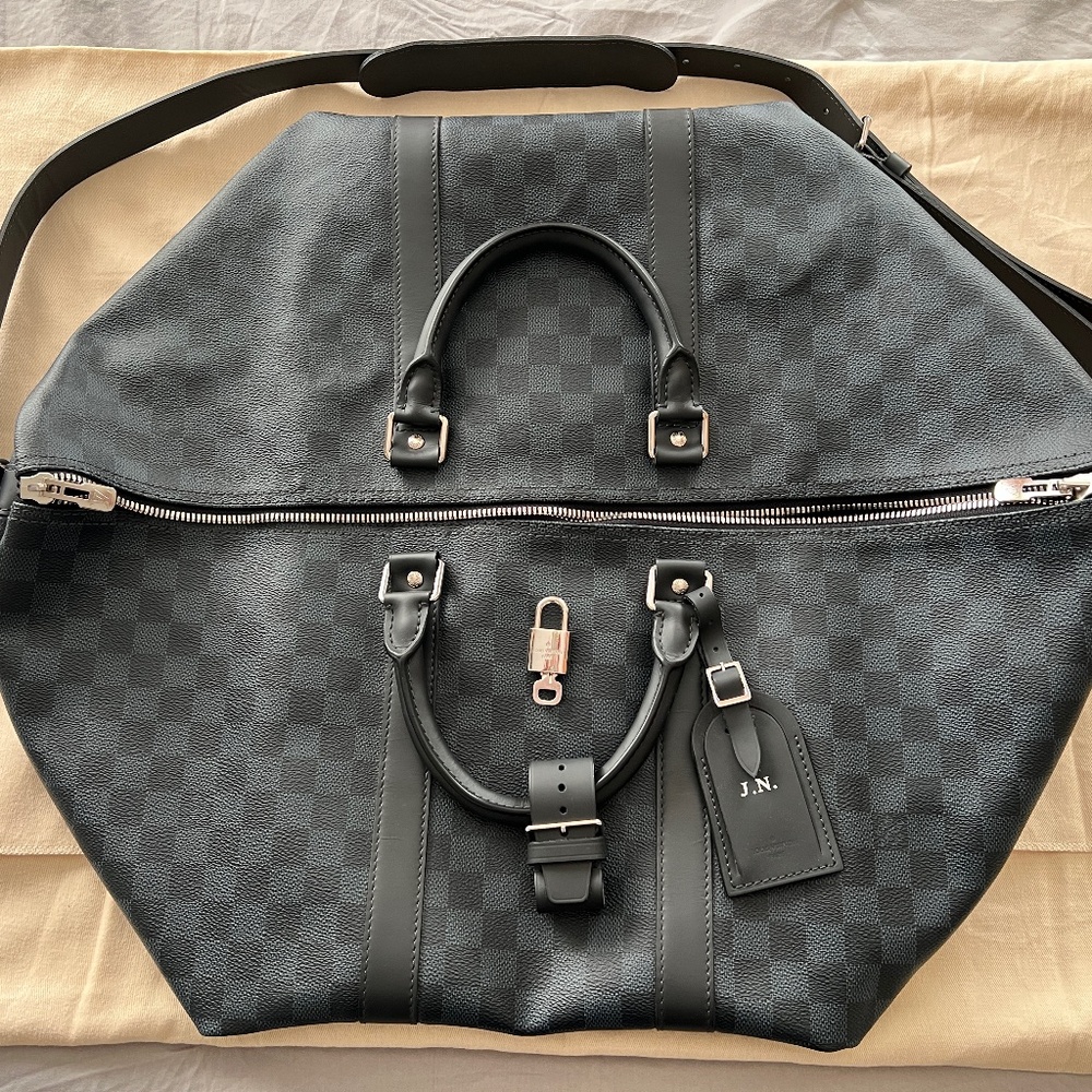 Authentic Louis Vuitton Damier Cobalt Bandoulière Keepall 55 with Shoulder Strap